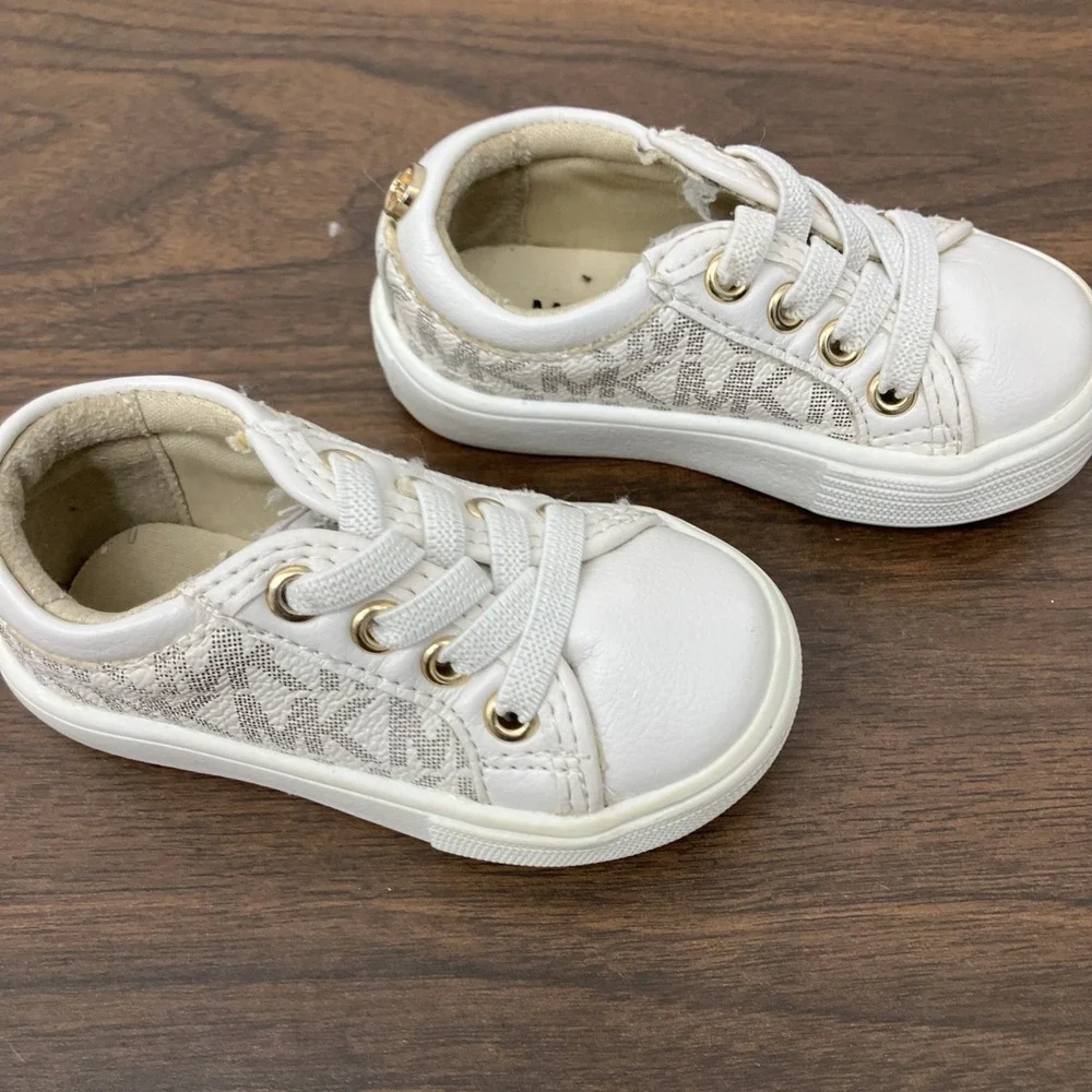 Michael Kors kids Sneakers Size 2